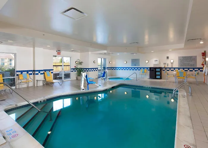 Fairfield Inn & Suites By Marriott Newark Liberty International Airport