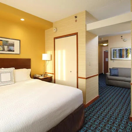 Fairfield Inn & Suites By Marriott Newark Liberty International Airport Extérieur photo